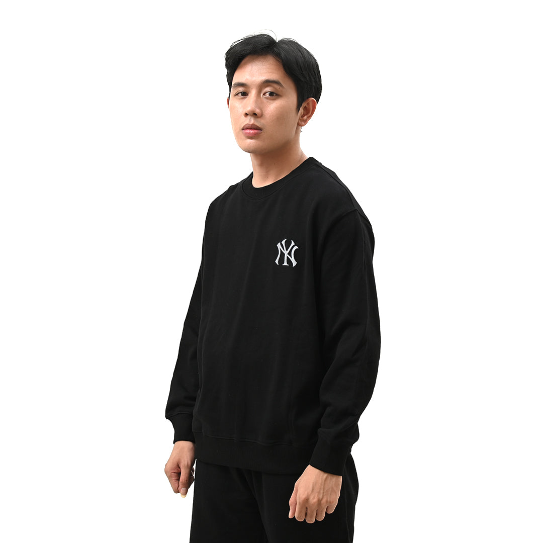 M7B Back Monogram Logo Sweatshirt