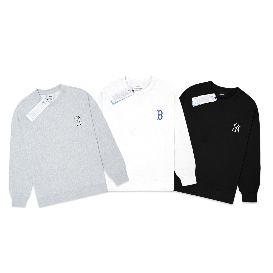 M7B Back Monogram Logo Sweatshirt